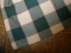 Green & White Fabric Rectangle Tablecloth 54″x98″ EUC Clean (SU155)