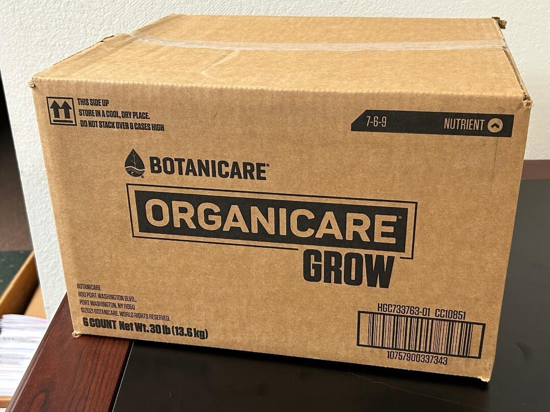 **CASE OF 6** Botanicare Organicare Grow 7-6-9 Organic Fertilizer - 30lb Total!! gallery