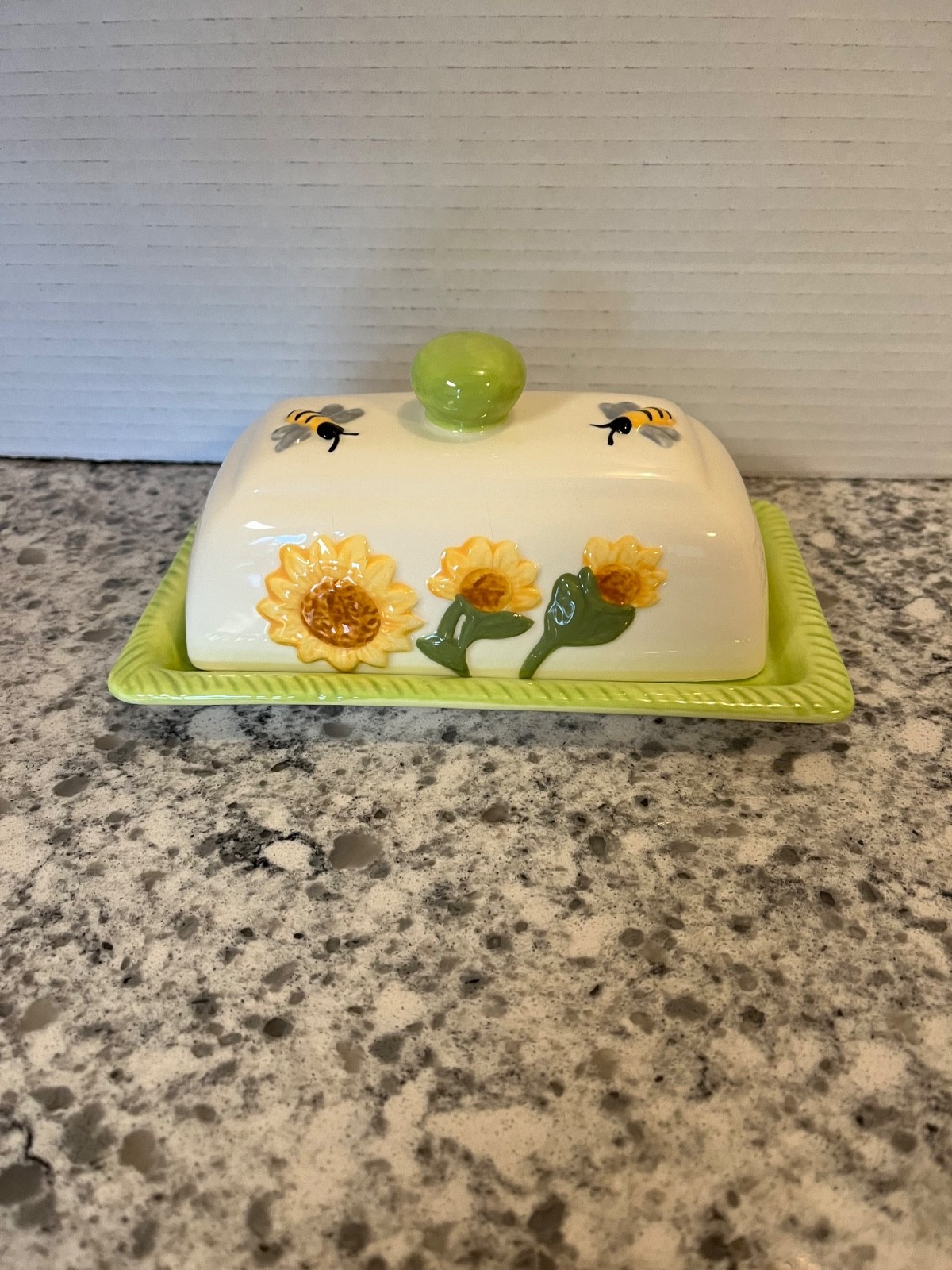 Sunflower & Bees Butter keeper/dish gallery