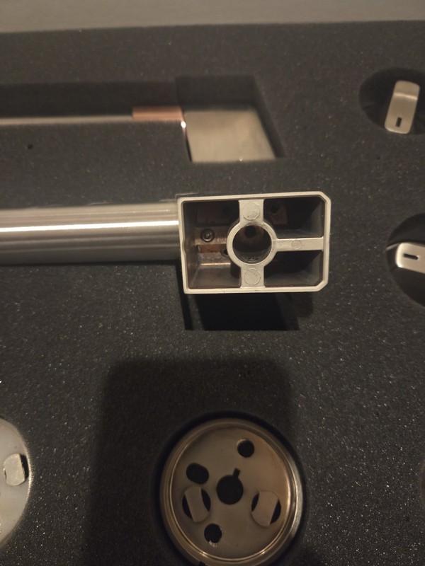GE CAFÉ™ Front Control Gas Knobs and Handles - Brushed Stainless CXFCGHKPMSS gallery