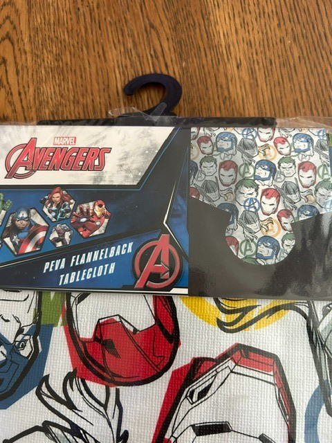 Marvel Avengers Peva Flannelback Tablecloth Rectangle 60 x 84 NEW gallery