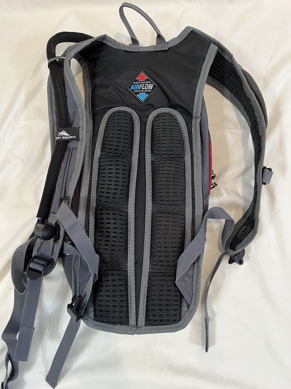 High Sierra Air Flow Cool Back red and gray/ thin/small backpack 2