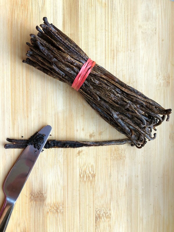 20 Madagascar Grade B Extract Grade Bourbon Vanilla Beans gallery