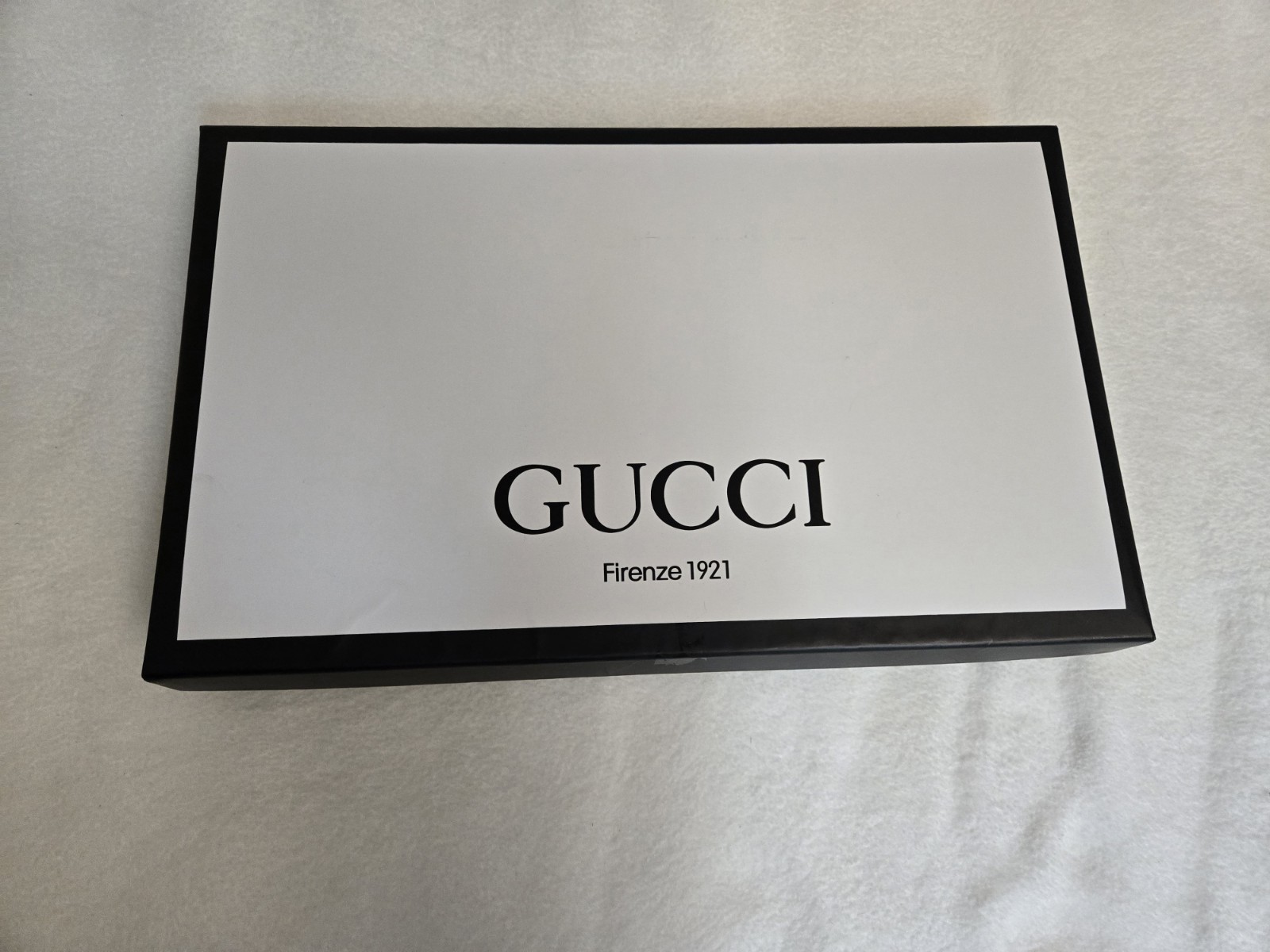 Gucci Empty Box 13,7*8,5*1,7 in. gallery