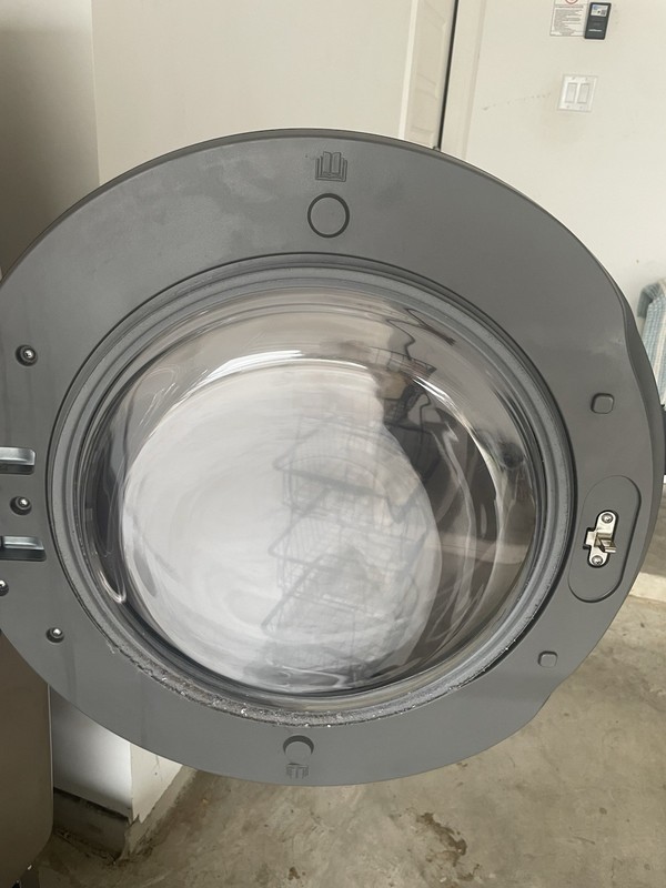 7.5-cu ft Stackable Steam Cycle Electric Dryer (Champagne) Item #1258840Model #D gallery