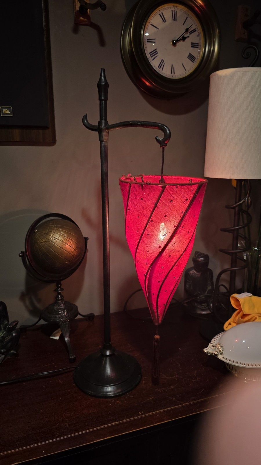 Pottery Barn MEDINA Iron Moroccan Style Table Lamp Hanging Glass Beaded Shade gallery