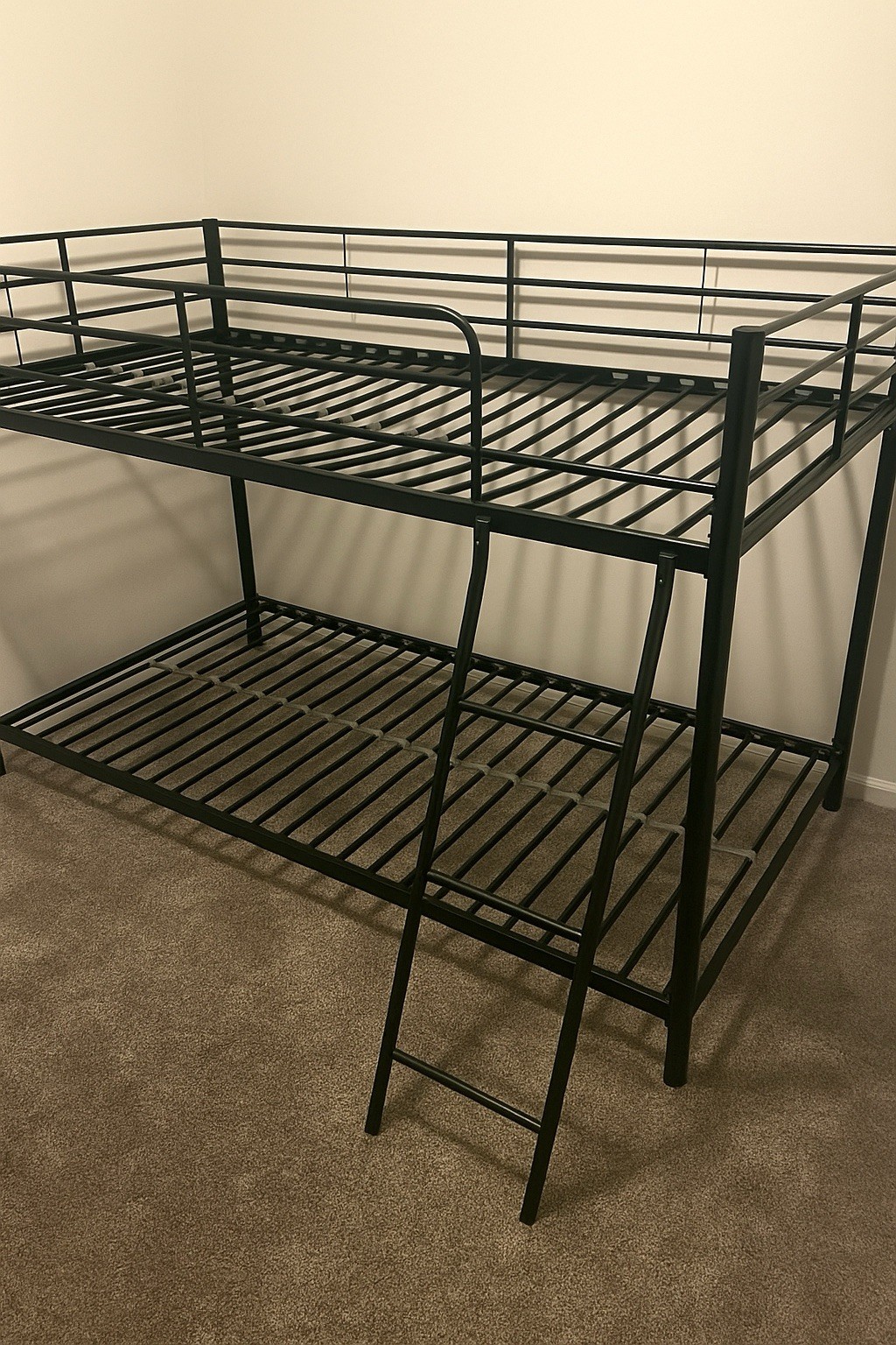 Mainstays Small Spaces Twin-over-Twin Low Profile Junior Bunk Bed gallery