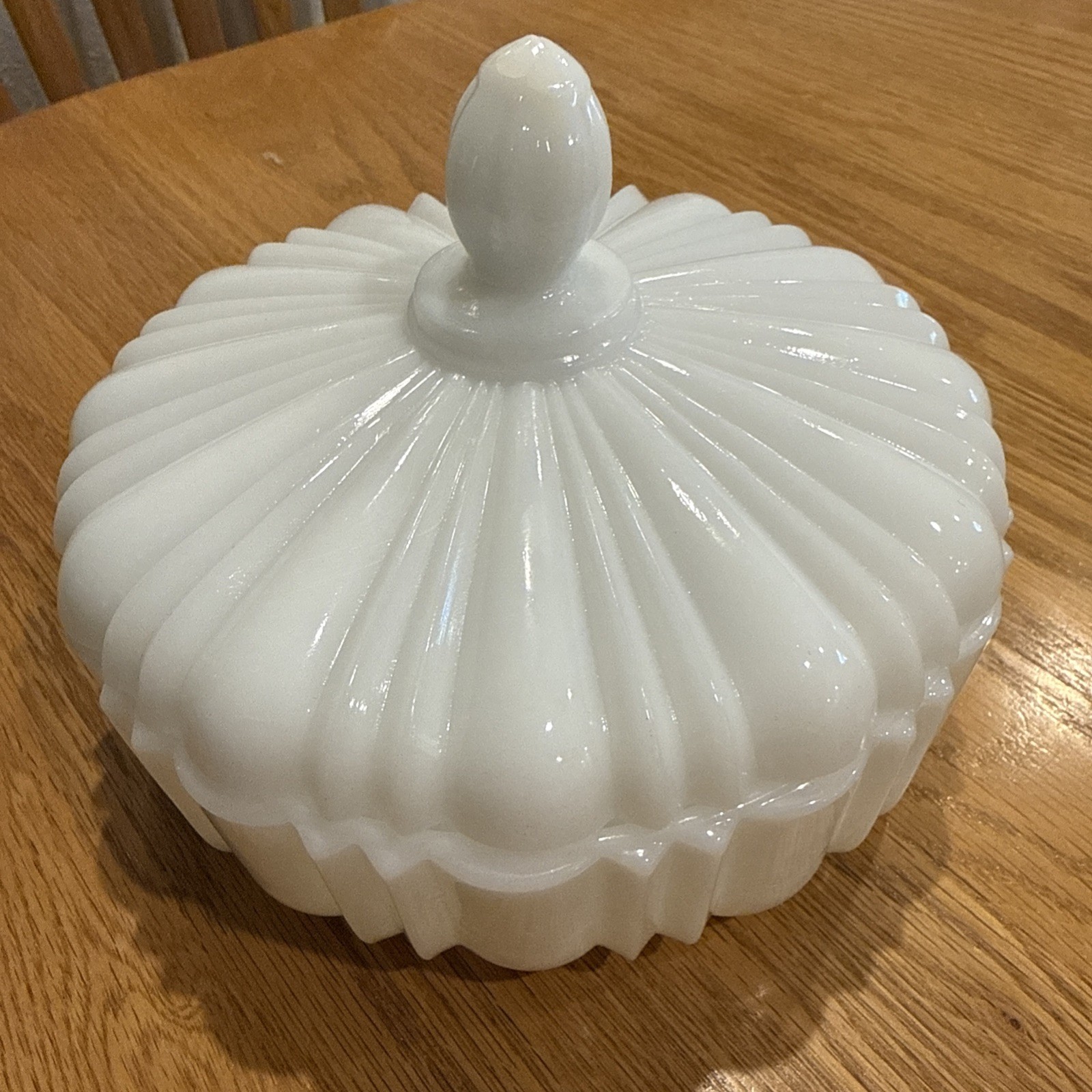 Vintage Anchor Hocking(?) Lidded Candy Dish & Lid White Milk Glass Round Covered gallery