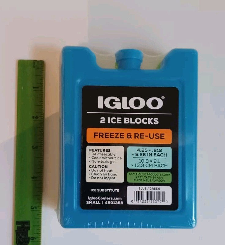 Igloo Refreezable Ice Block Two - 2pk Small Blue/Green Pink/Purple Sealed New gallery