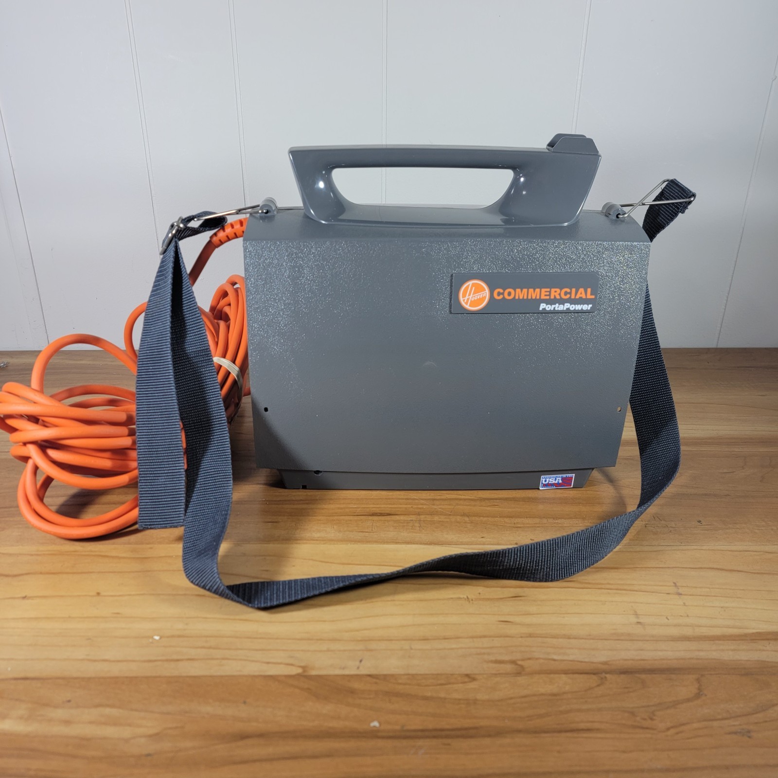 Hoover Portapower Lightweight Commercial Canister Vacuum Cleaner CH30000 gallery