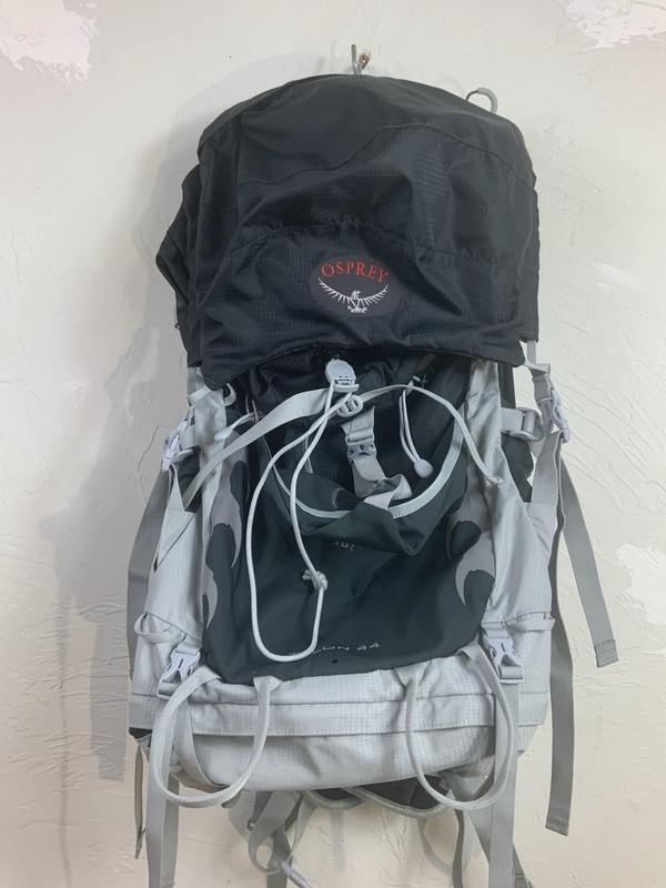 Osprey Talon 44 Backpack S/M grey and black, technical pack, slightly soiled
