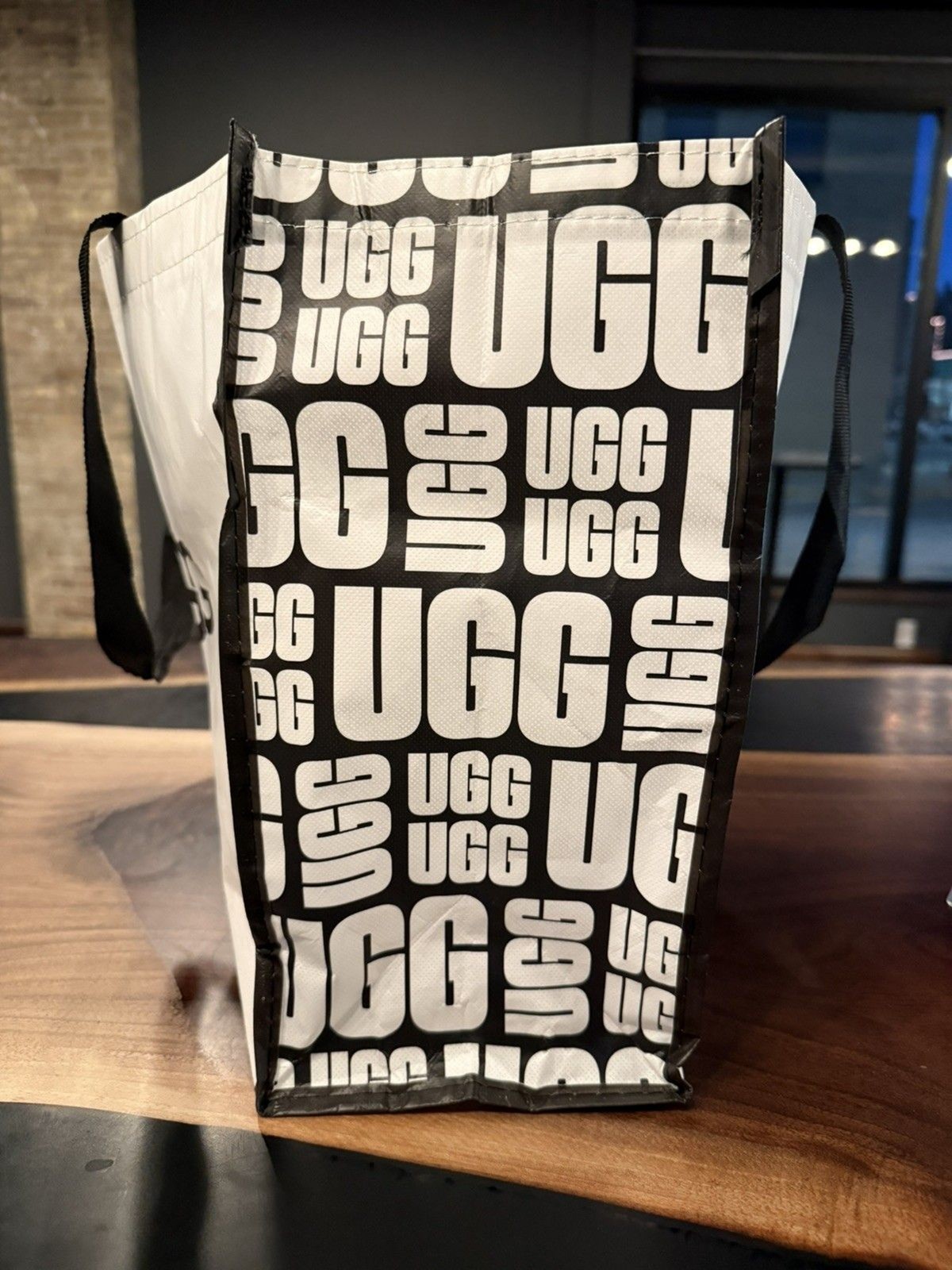 Authentic Ugg Large 15-13-7 Inch Shopping Bag gallery