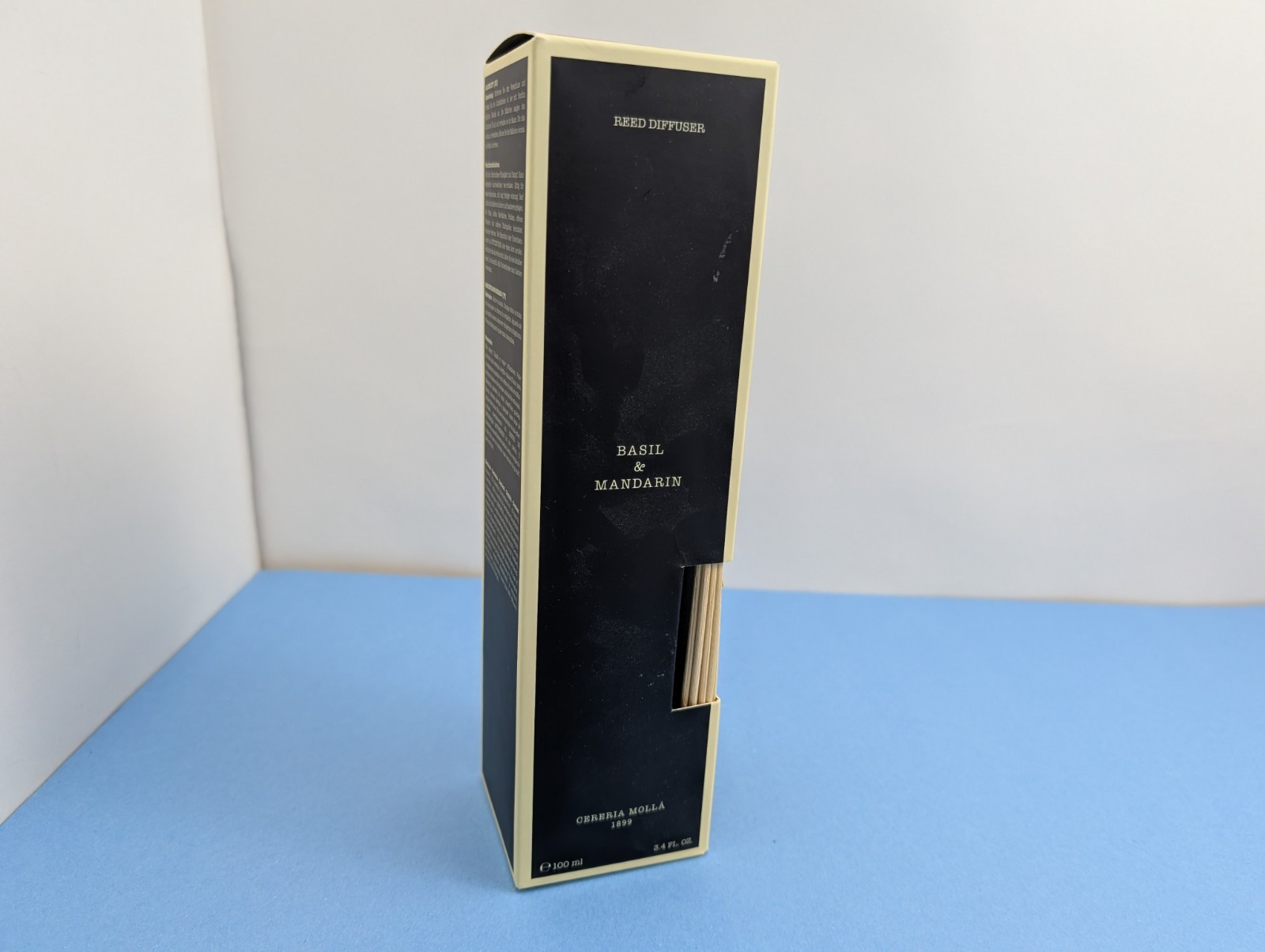 Cereria Molla Basil & Mandarin Reed Diffuser 3.4 oz. gallery