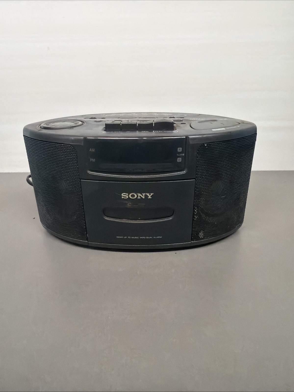 Sony ICF-CS660 Dream Machine AM/FM Clock Alarm Radio Cassette Bt37 gallery