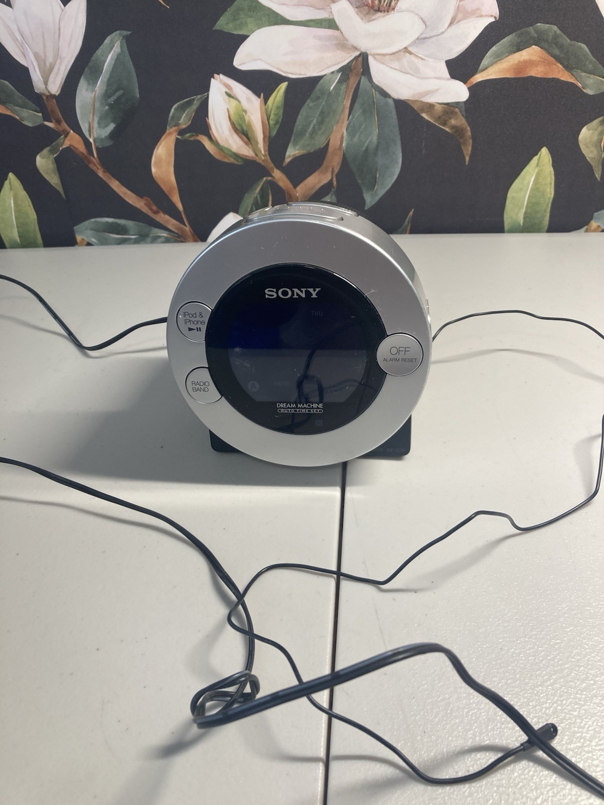 Sony ICF-C7IP Dream Machine Alarm Clock AM/FM Radio iPod & iPhone Dock gallery