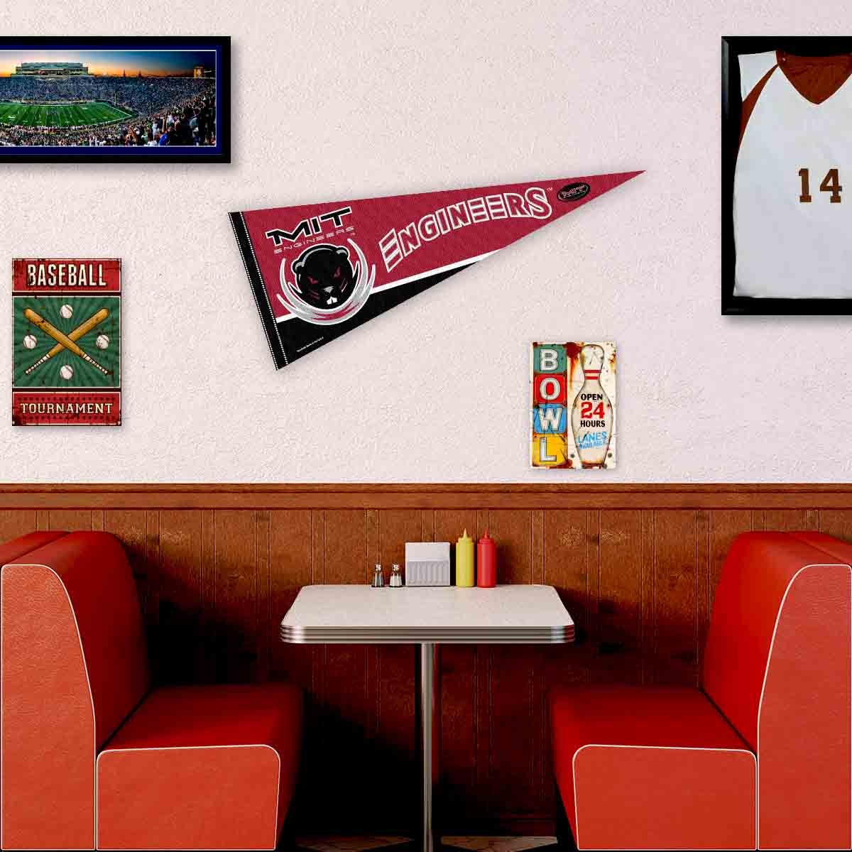 MIT 12x30 Felt Pennant gallery
