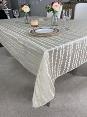 Denton Tablecloth Seemless Machine Washable and Dryable Home & Party Brand New