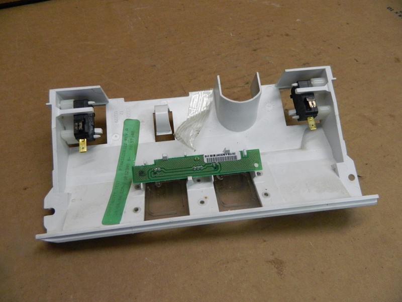 Whirlpool Refrigerator Control Bracket Part # W10167536 gallery