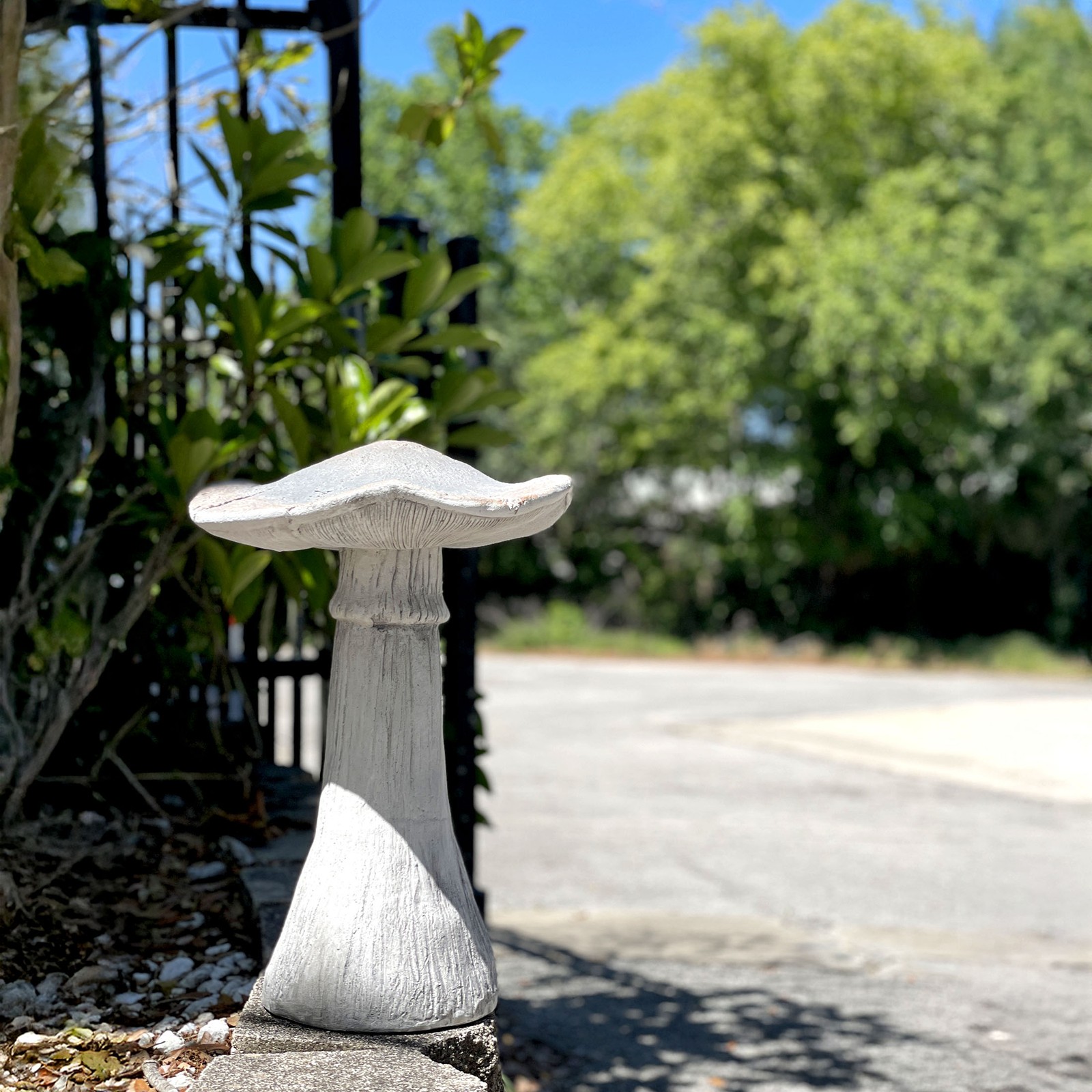 Scratch & Dent Mushroom Statue 17" High, Large Magnesium Oxide Garden Sculpture gallery