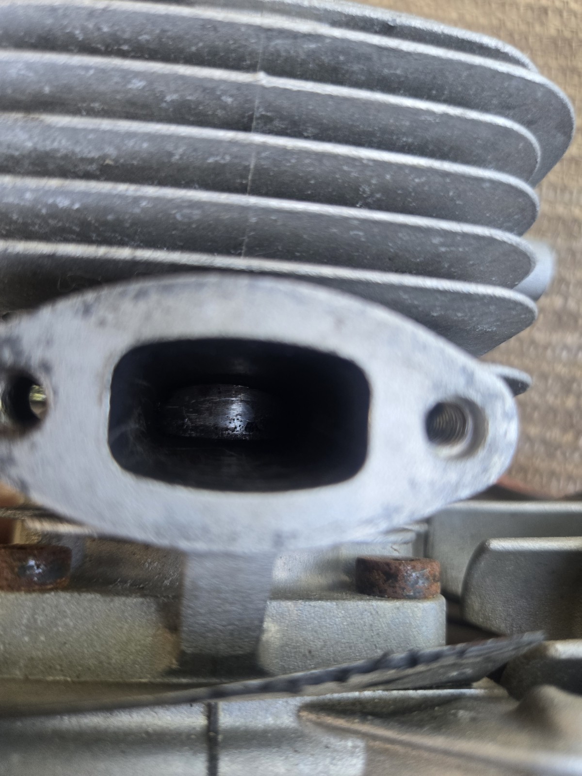 Echo SRM-3020T Engine Assembly " Read Description" / Bin O/P gallery