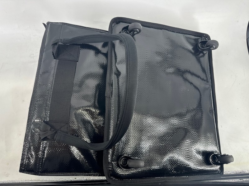 CleverMade Foldable Rolling Tote Bag on Wheels 90L Heavy Duty Laundry Hauler gallery