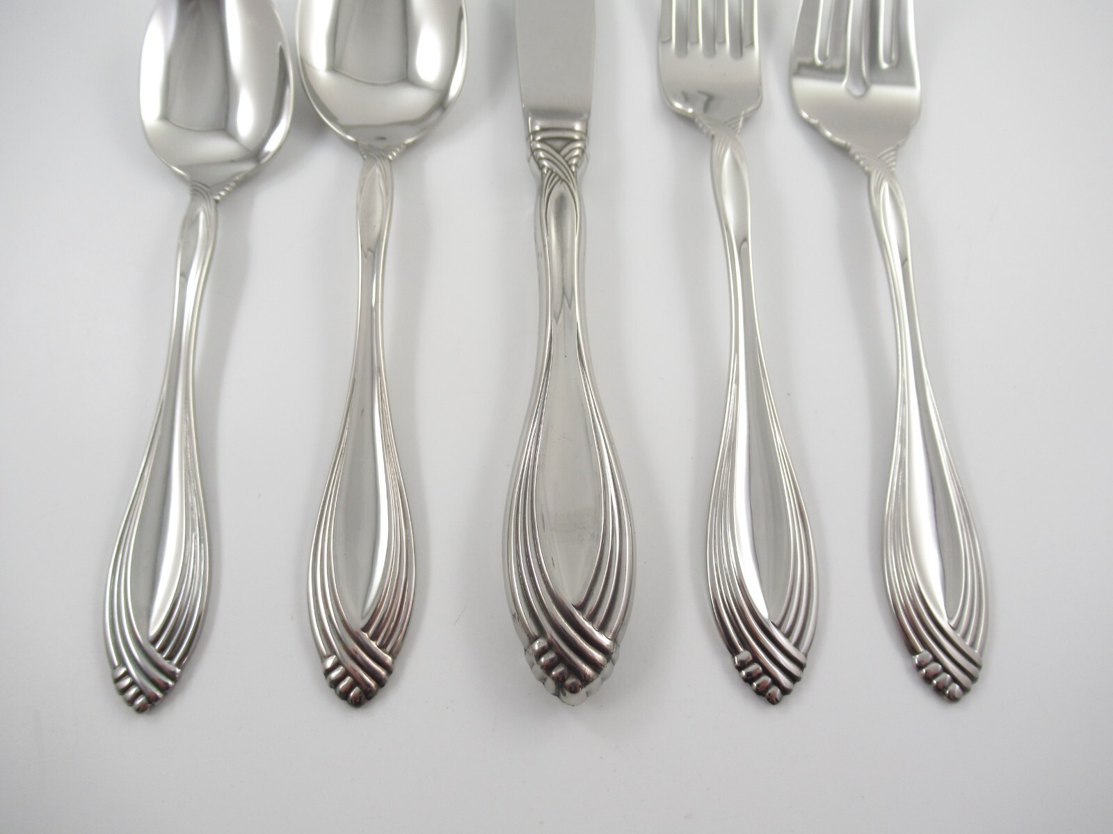 Oneida Community HEIRESS Stainless Steel Glossy Flatware Your Choice of Pieces gallery
