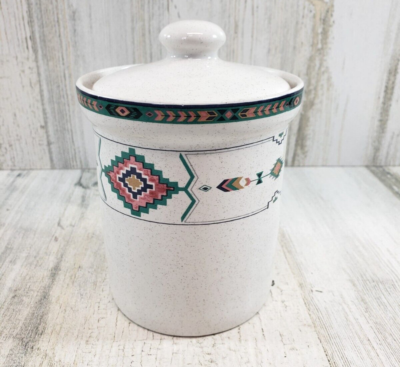 Studio Nova Adirondack Small Canister 4 1/4" Thailand Y2201 gallery