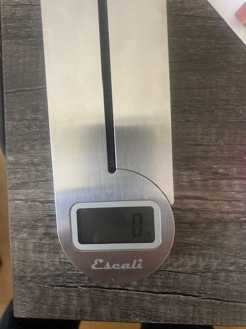 ESCALI F115 kitchen scale Pre-owned new battery used very little gallery