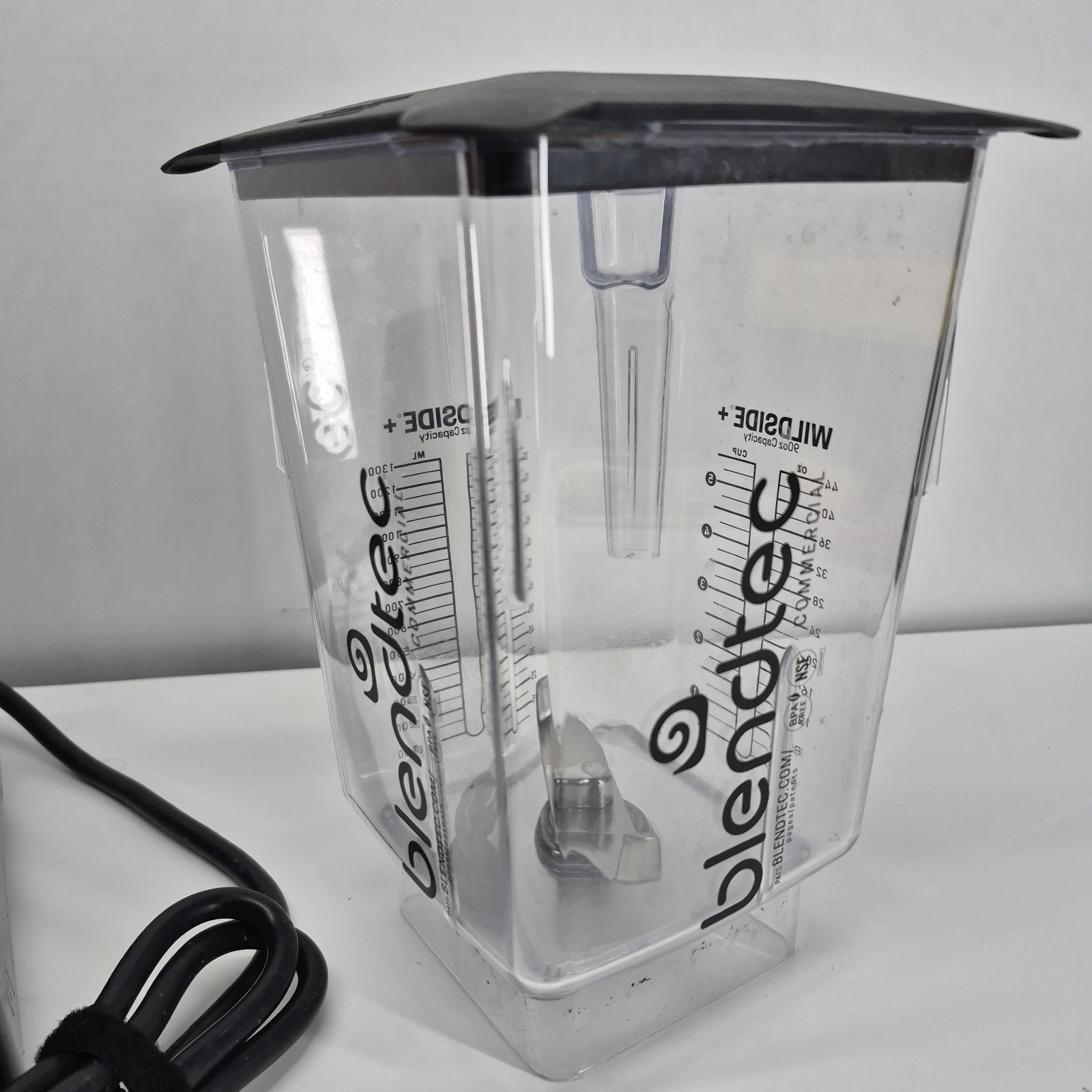 Blendtec CTB1 Designer 625 Professional Blender Wildside Plus 90 Oz gallery