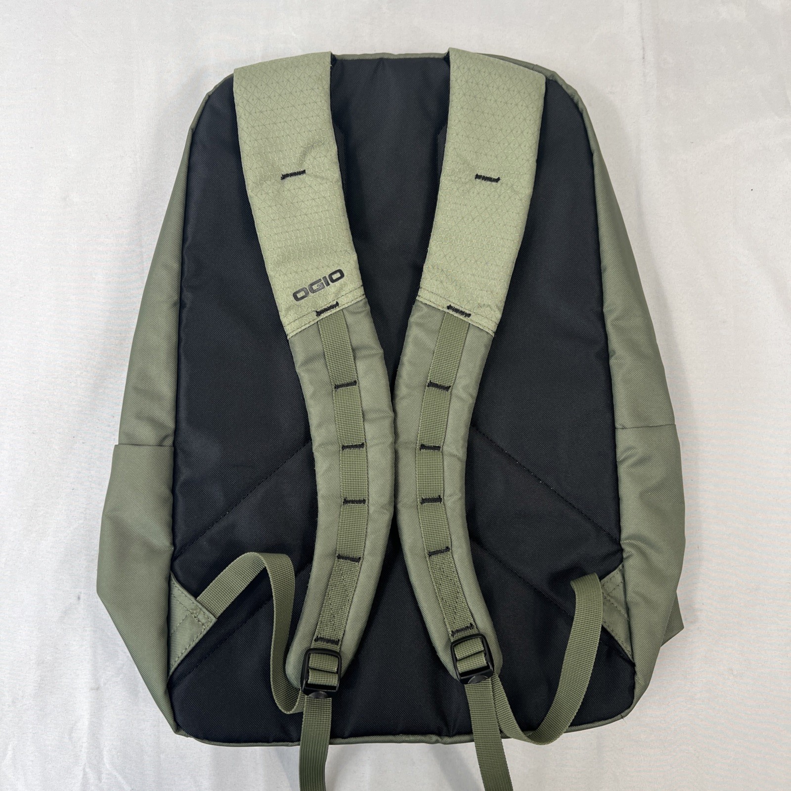 OGIO Bandit Pro Backpack Green/Black 5