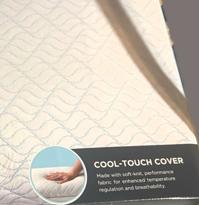 Serenity by Tempur-Pedic Cooling Memory Foam Pillow. New/Open Box. gallery