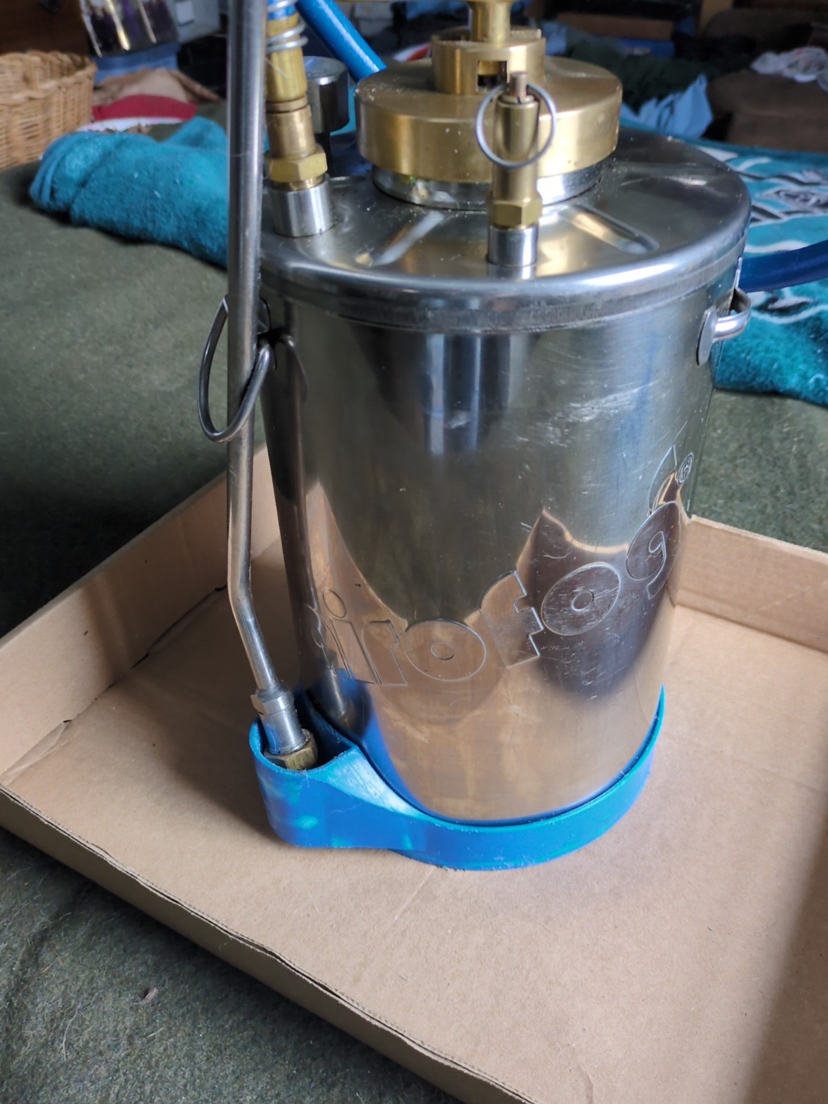 Airofog Professional Stainless Steel & Brass Sprayer w/16" Wand & 4 Way Tip Nice gallery