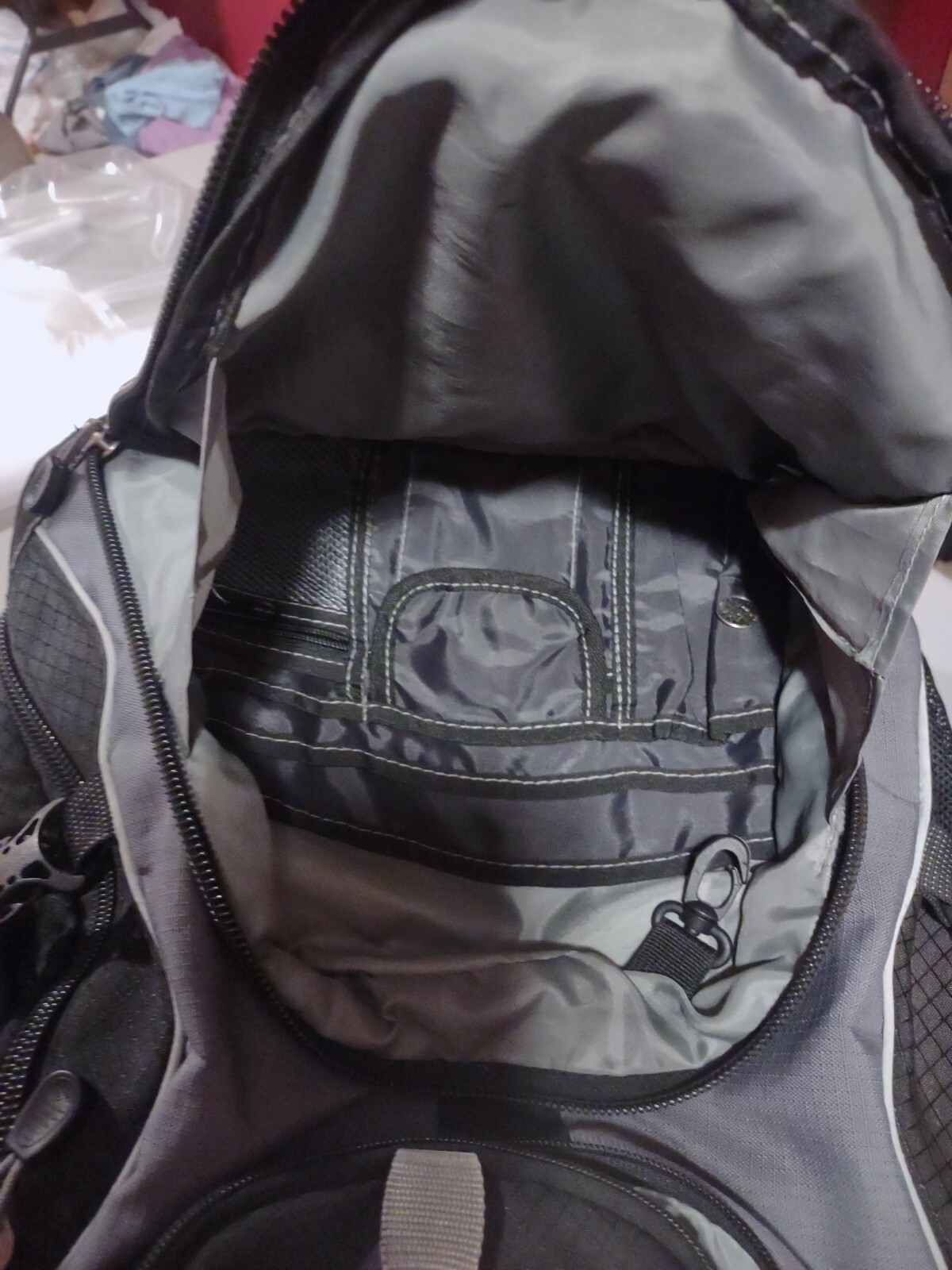 High Sierra Access 17” Backpack Black/Gray Multi-Organizer Computer Padded 2
