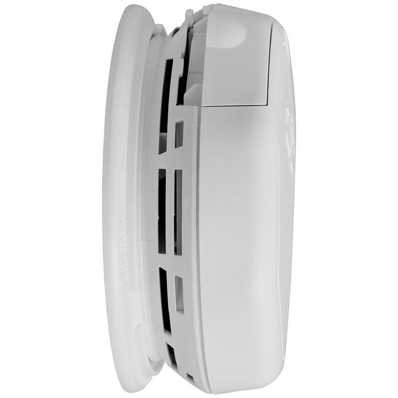 First Alert Wireless Interconnect Battery-Powered Photoelectric Smoke and Carbon gallery