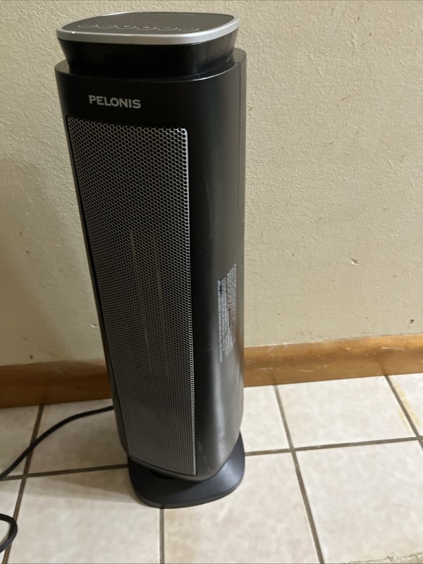 Pelonis Air Ceramic Tower Heater PSC23R4BBB Black 1,500 Watts 23 Inch Used gallery