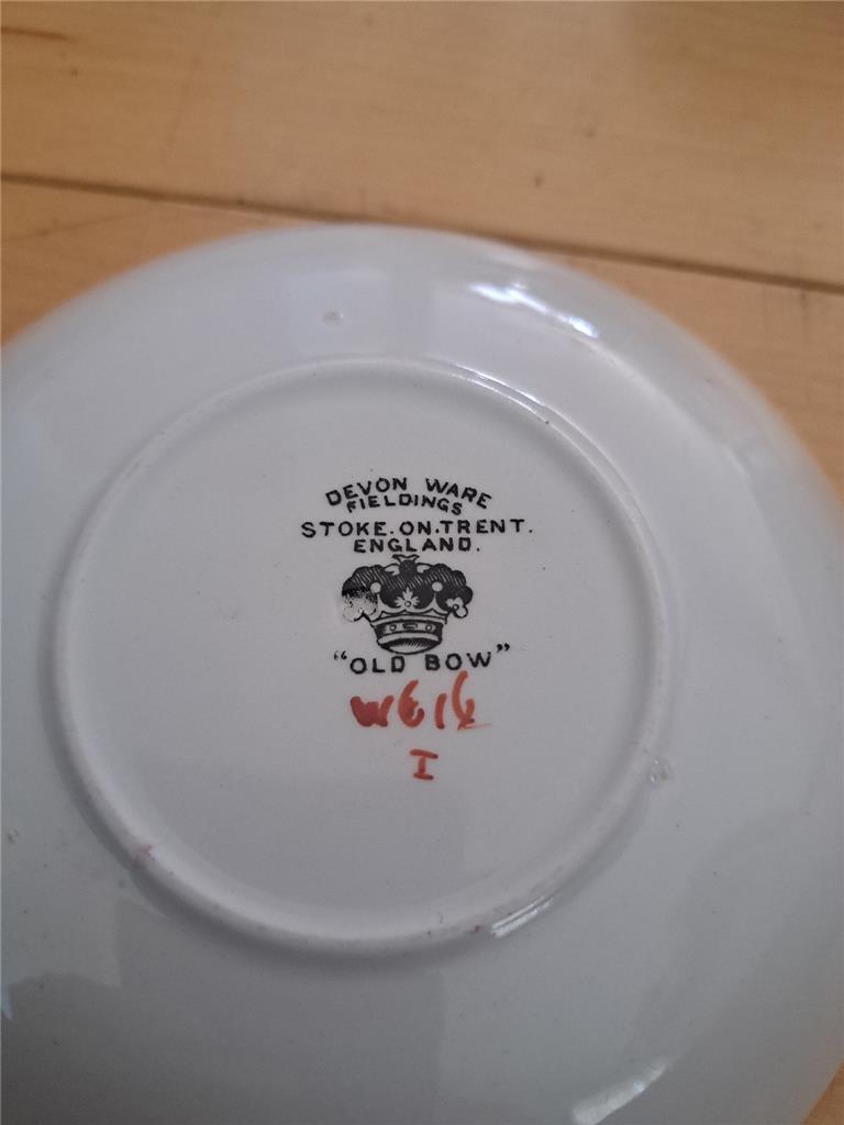 DEVON WARE OLD BOW STOKE ON TRENT FOUR TEA COFFEE CUPS AND FOUR SAUCERS gallery