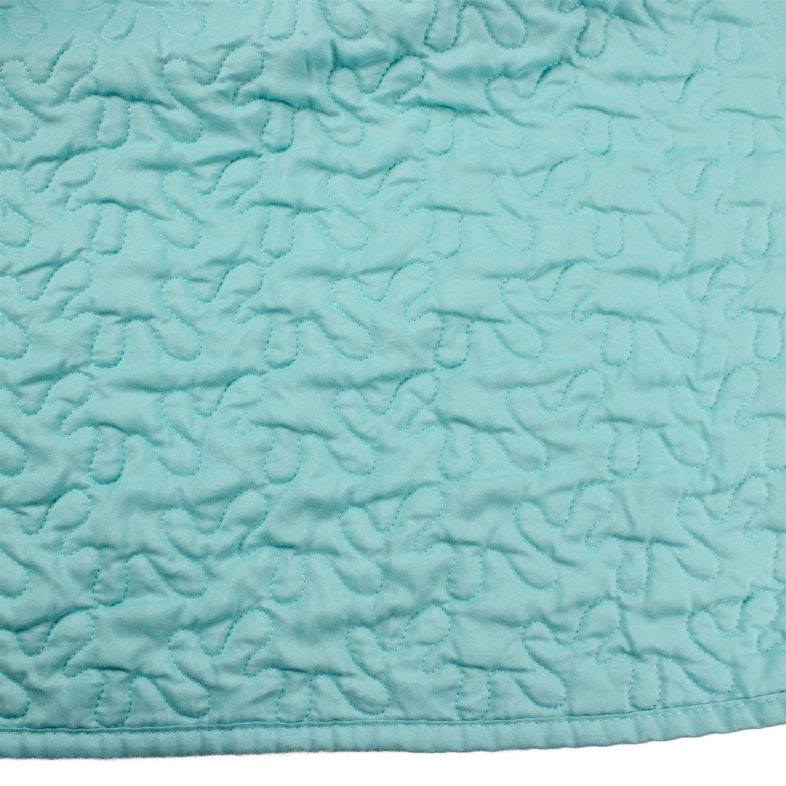 Mainstays Teal/White Paisley Patterned Queen Sized Bed Comforter 100% Polyester gallery