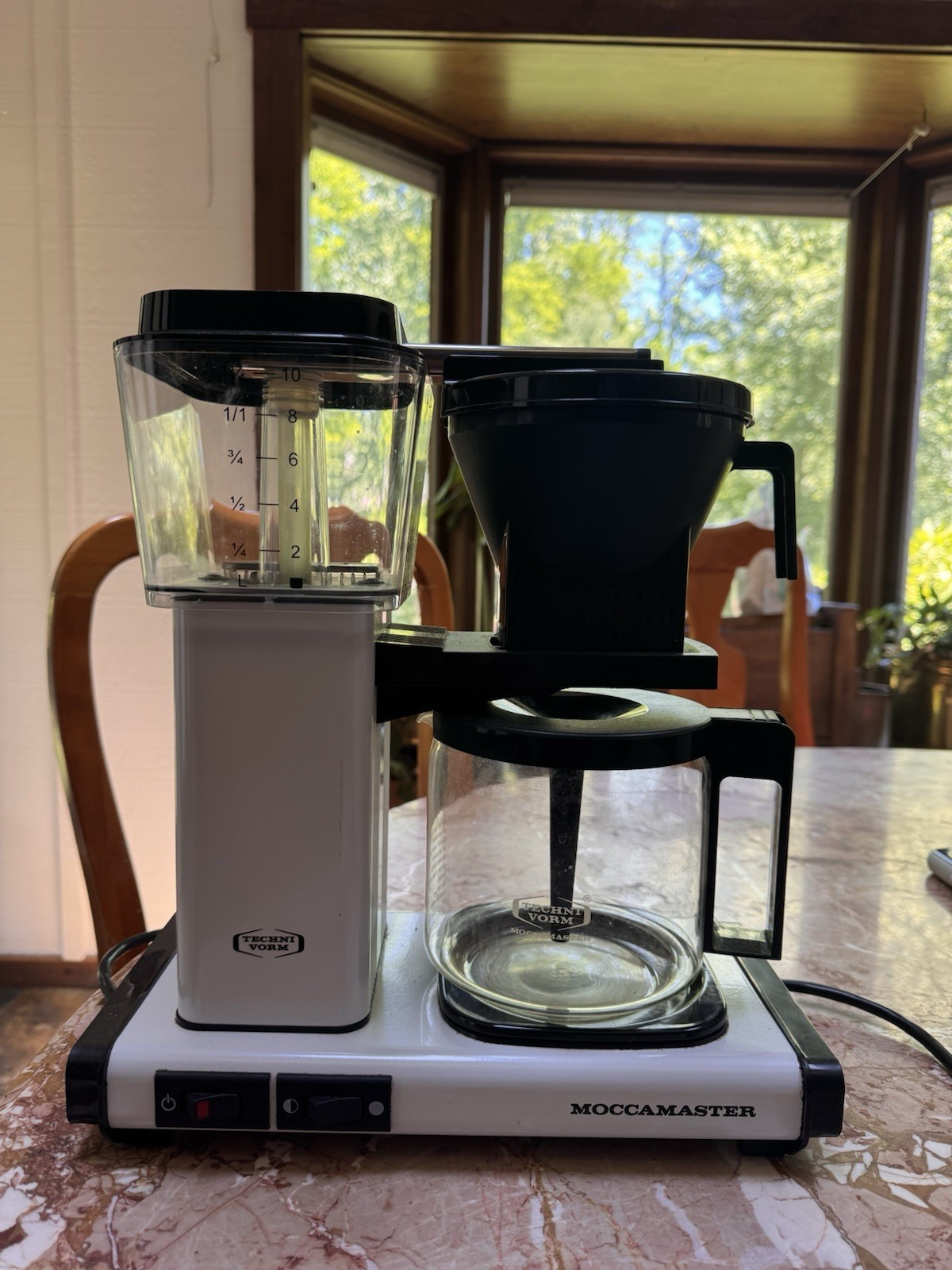 Technivorm Moccamaster KBG Auto Off Filter Coffee Machine White Metallic 1.25L gallery