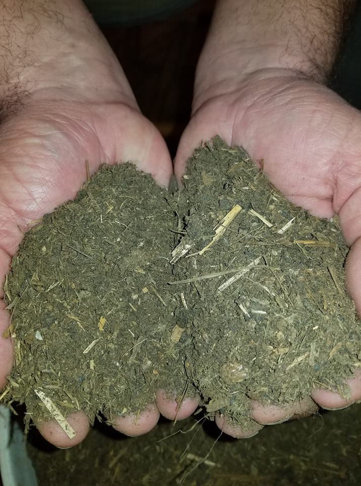 100% Horse Manure Compost, Dried Shredded & Aged and Rain Leached Sun Dried gallery