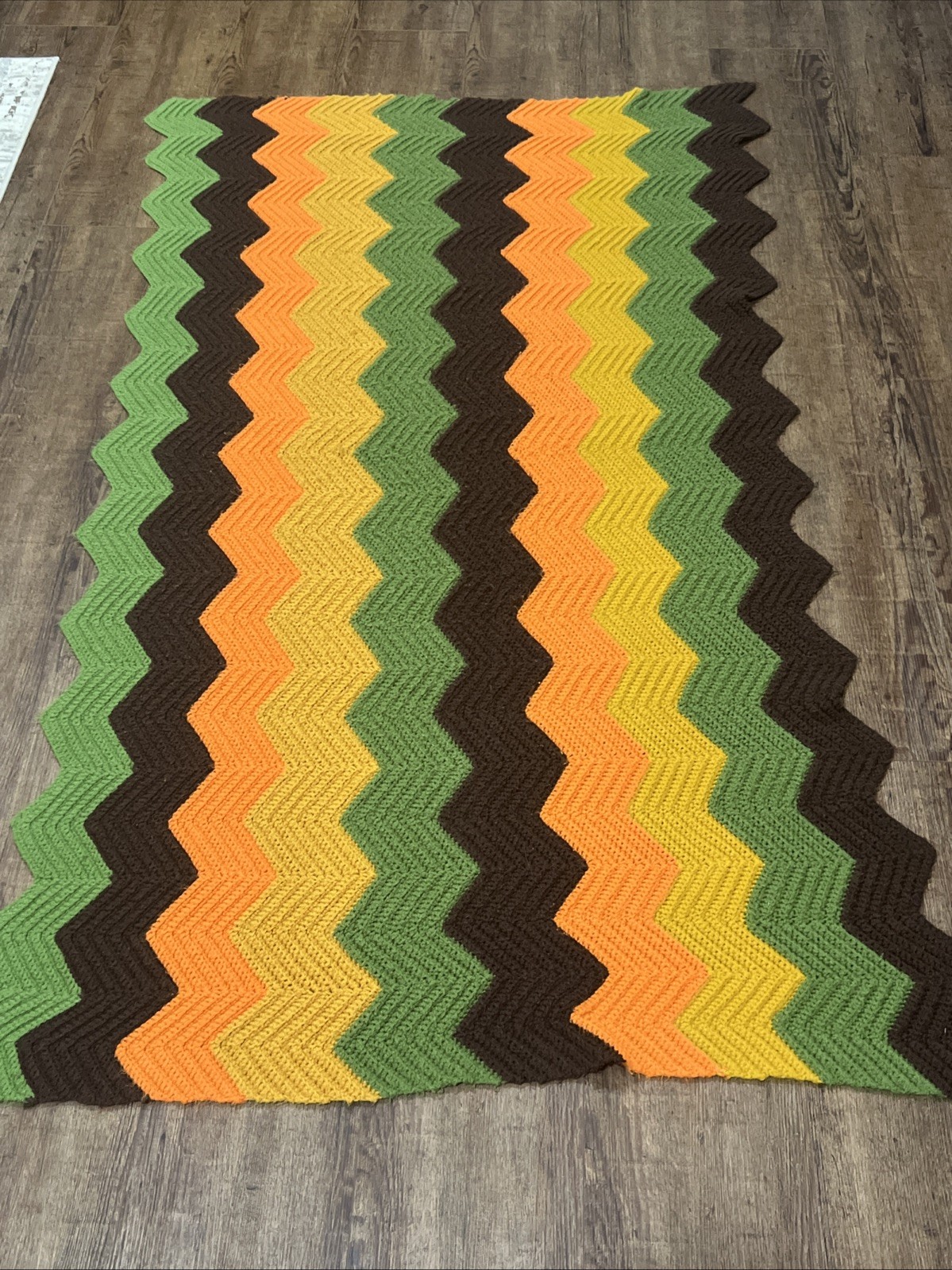 Vtg MCM 1960s 1970s Ripple ZigZag Chevron Afghan Granny Core Blanket Throw 70x44 gallery
