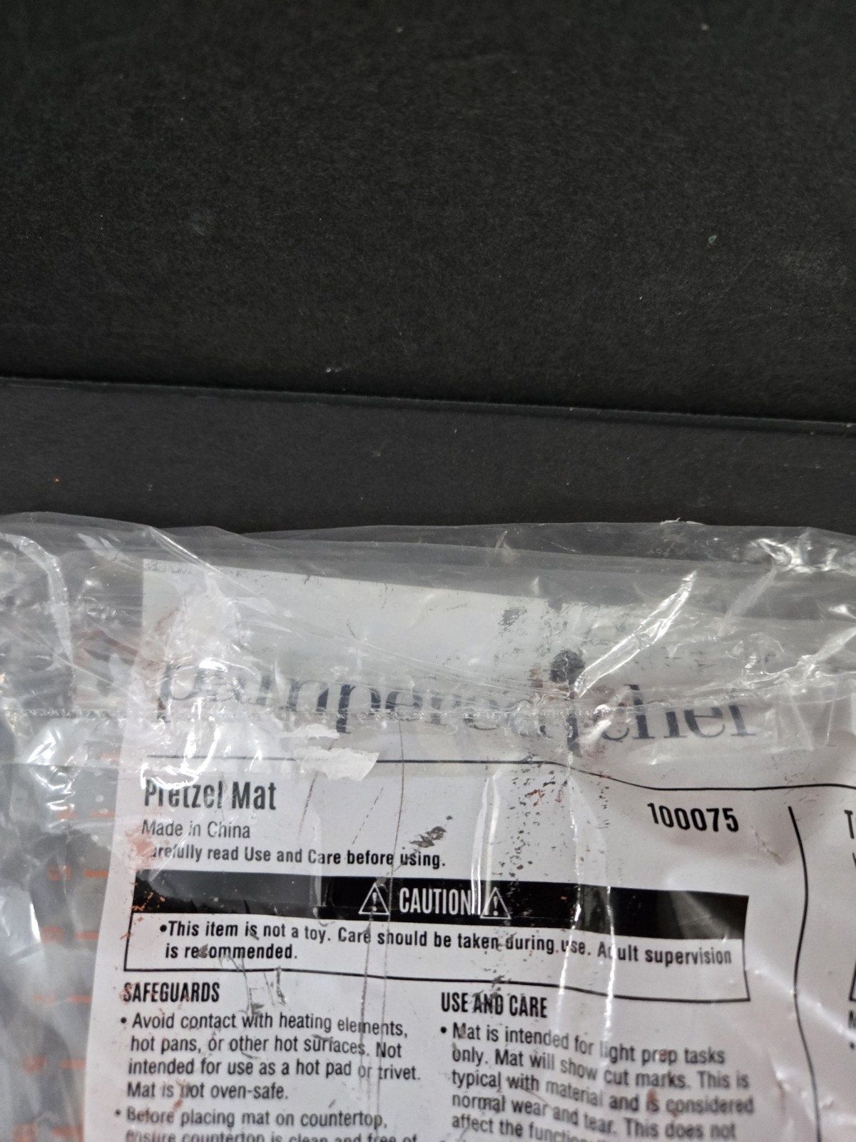 Pampered Chef FLEXIBLE PRETZEL MAT & FORM Set #100075 / 76 Soft Retired gallery