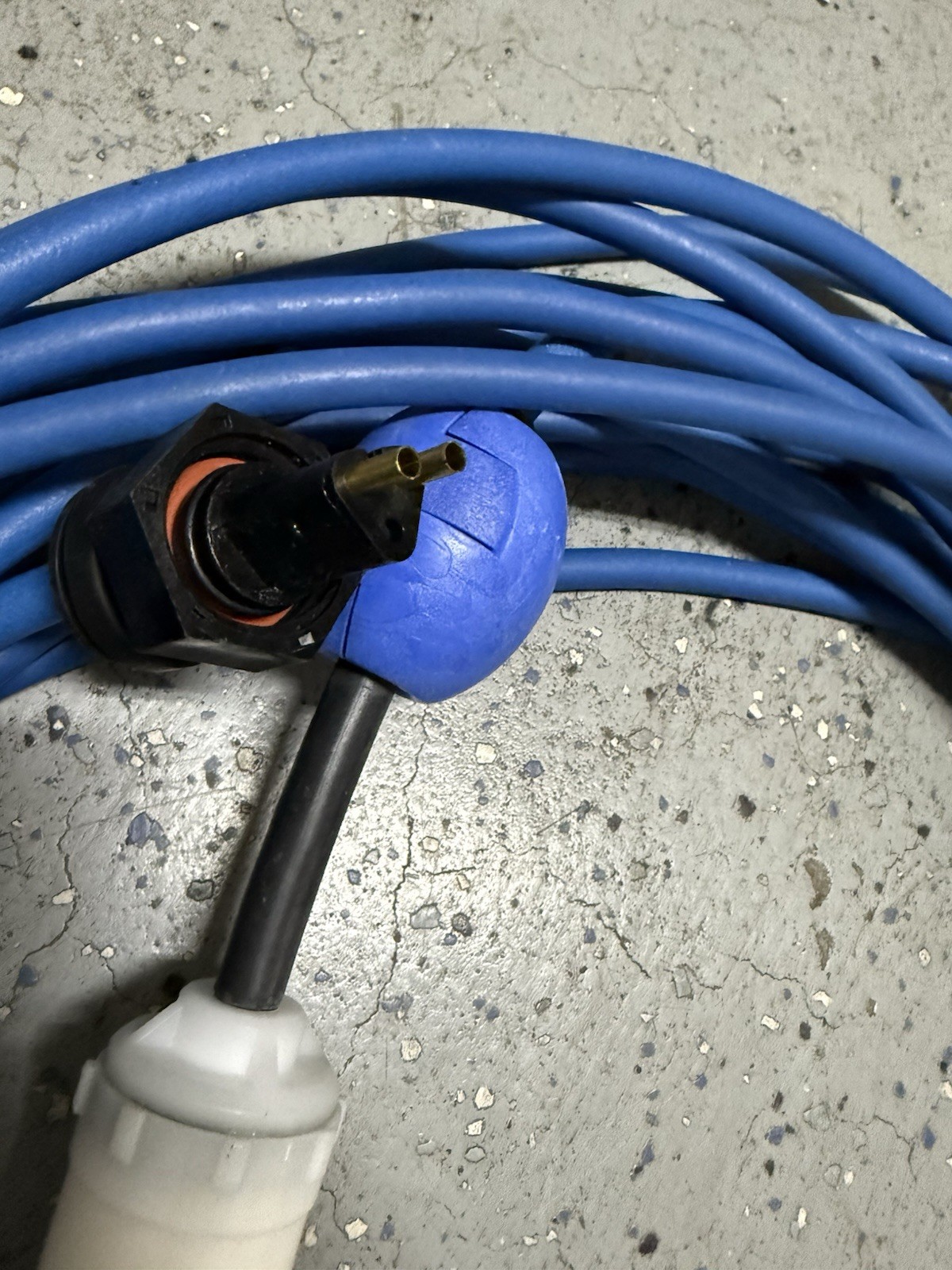 Maytronics Dolphin Cable 18M 2-Wire with Swivel 99958907-DIY Used Working gallery