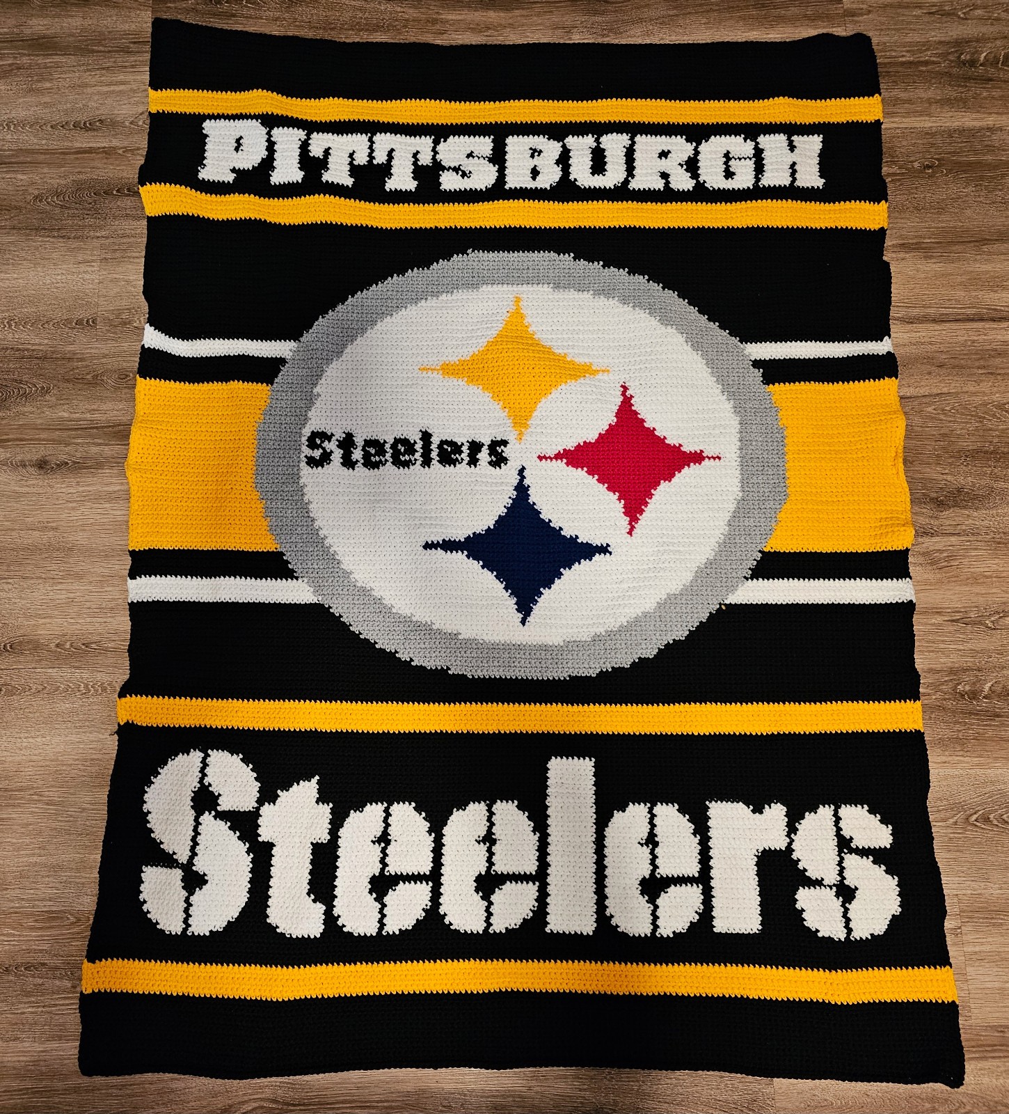 Handmade Pittsburgh Steelers Throw Approx 50"x65". Washer/Dryable/Acrylic gallery