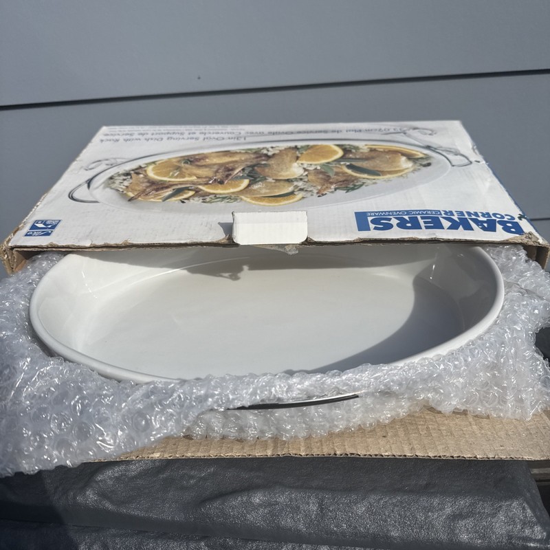 Bakers Corner Ceramic Ovenware White 13in Oval Serving Dish With Rack Vintage gallery