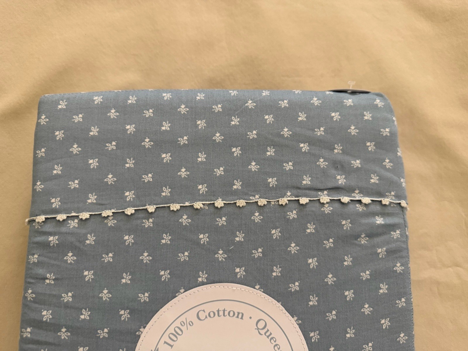 NEW 4pc Moss & Willow Queen Sheet Set Cottage Petite Floral Blue & White gallery