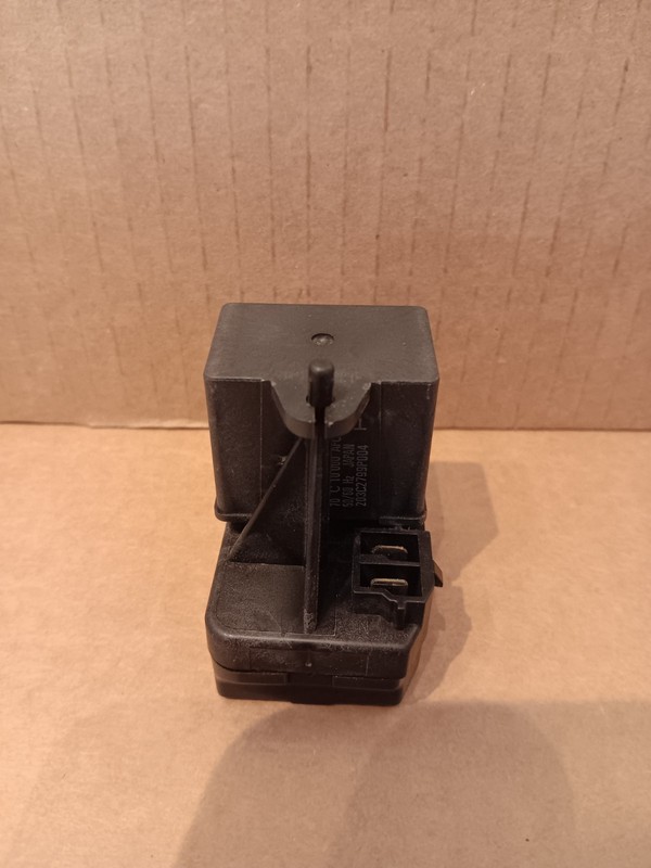 GE REFRIGERATOR START RELAY AND CAPACITOR PART# 197D6189P003 gallery