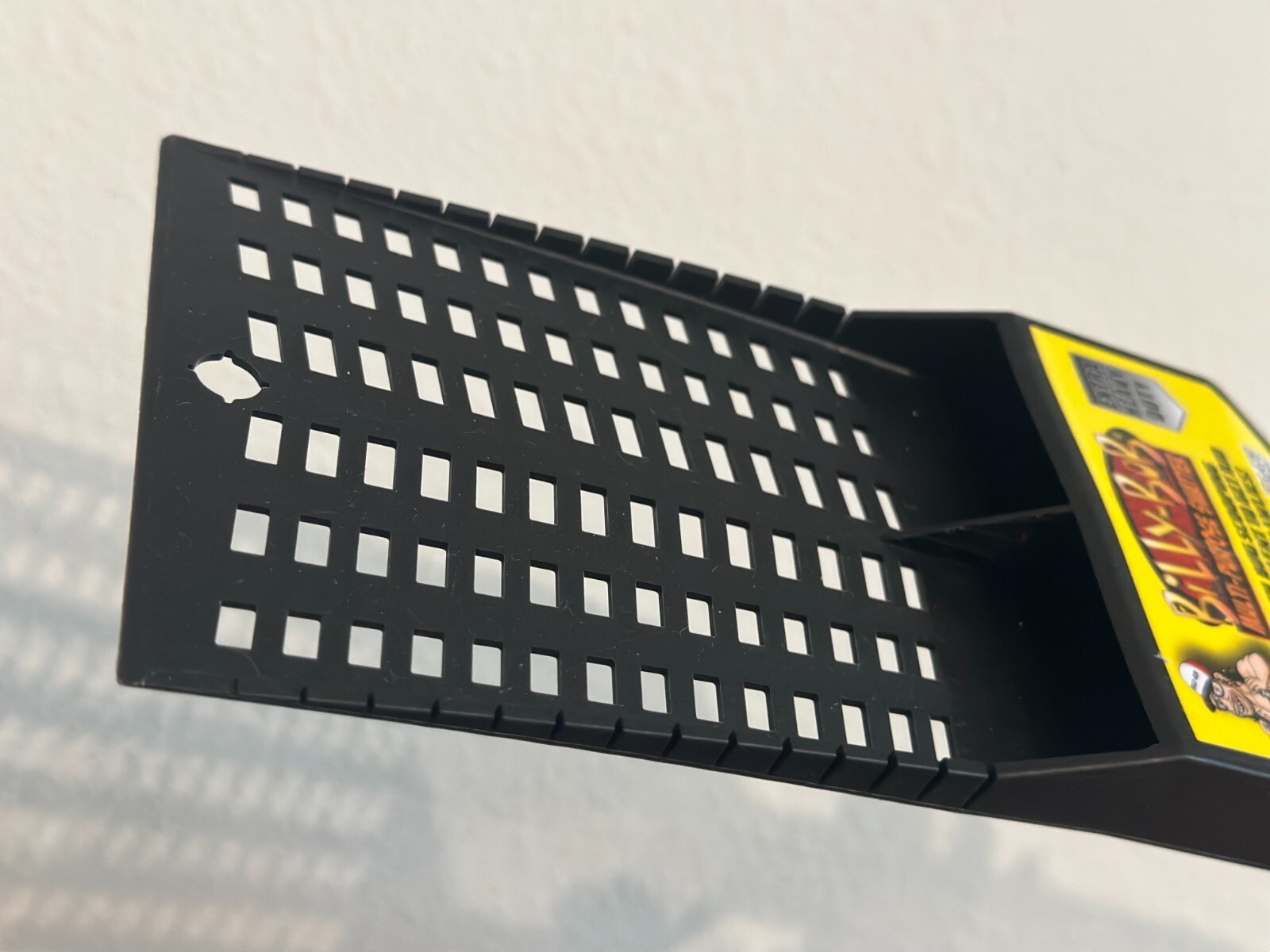 Fly Swatter w Scooper - HEAVY DUTY - The Worlds Best fly swatter! (2 pack) gallery