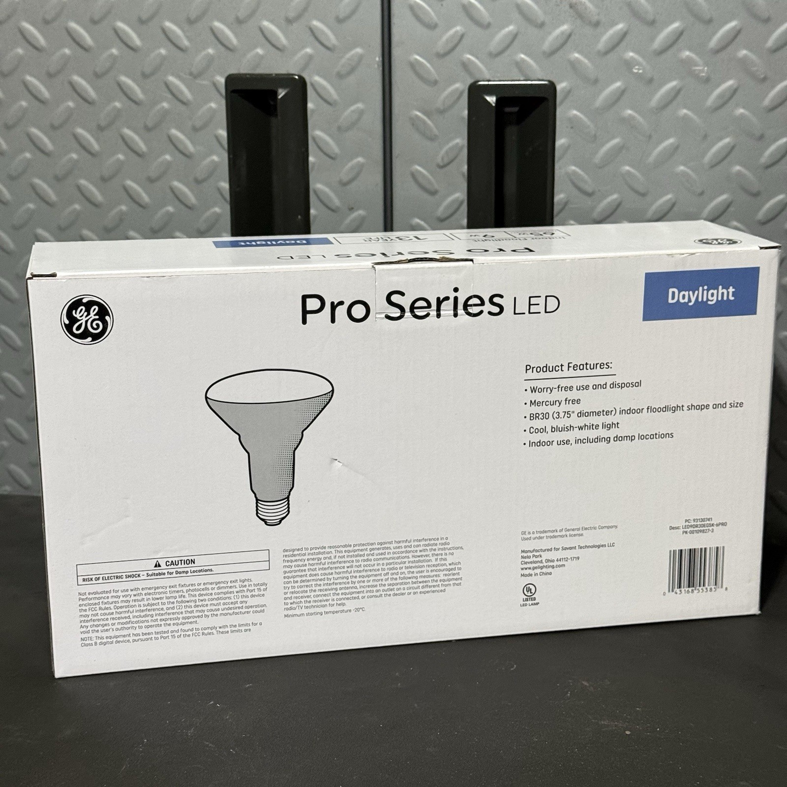 GE Pro Series 65w Repl LED Bulbs Indoor Flood BR30 Medium Base Daylight 6-Pack gallery