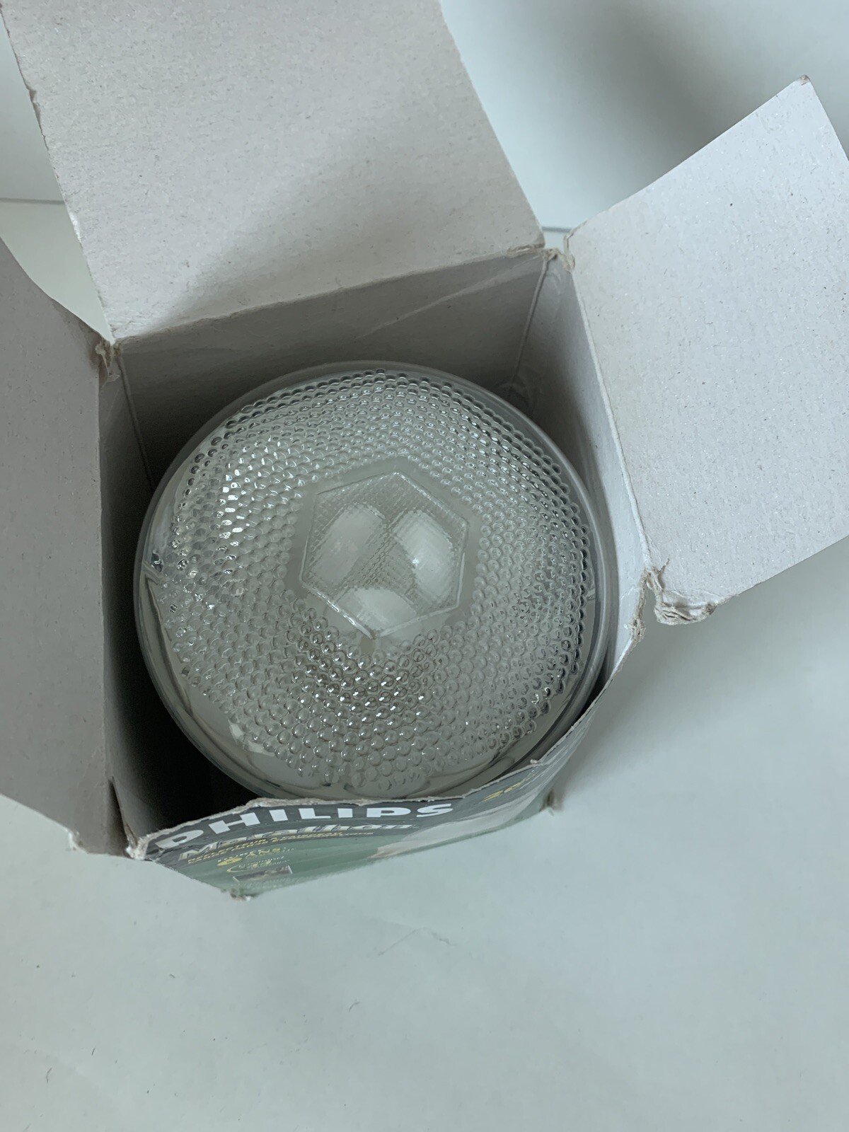 PHILIPS 20W MARATHON ENERGY SAVER REFLECTOR FLOOD BULB PAR38 8000 Hours Life gallery