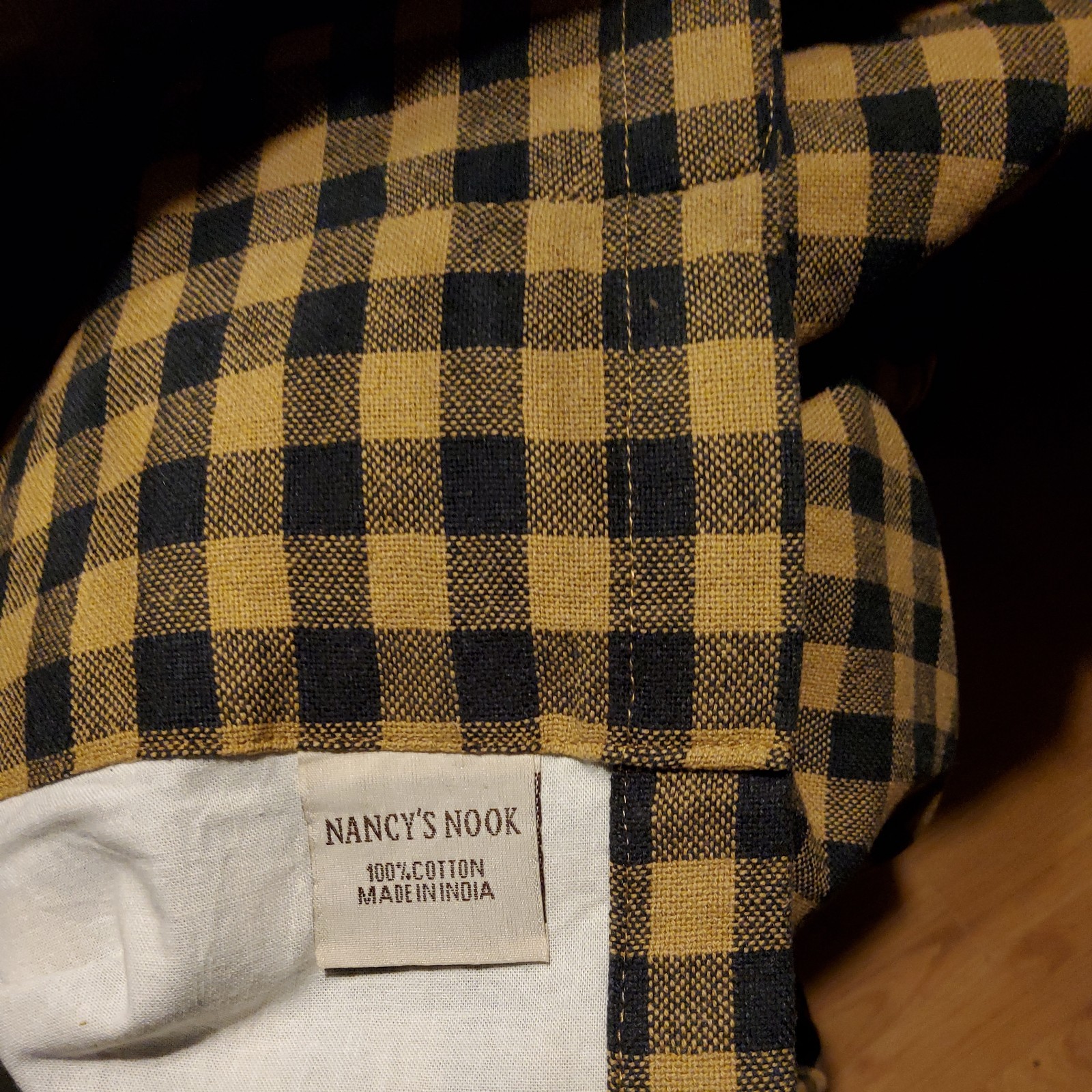 Nancy’s Nook Primitive Country BLACK & TAN CHECK SWAGS 38" WIDE By 36" longest gallery